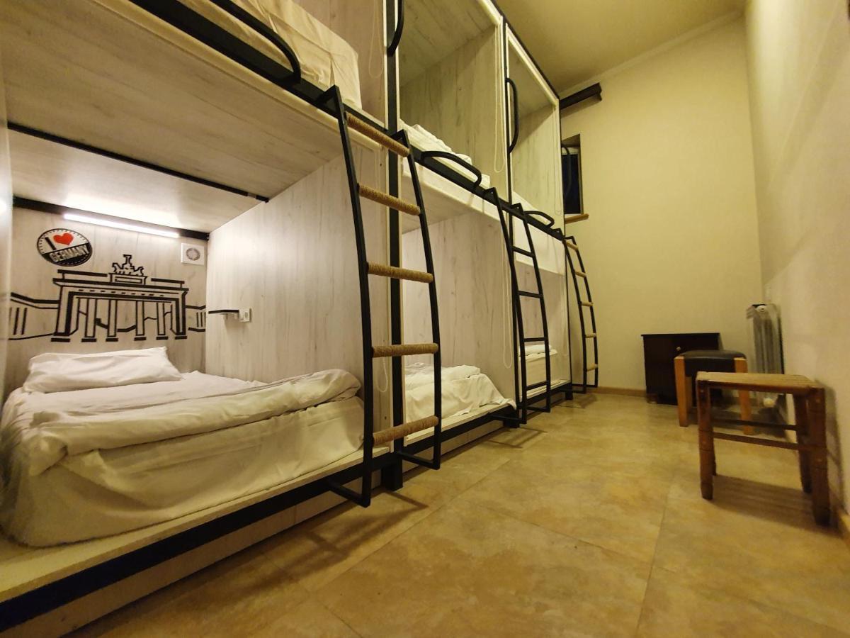 Capsule Hostel In The Old City Of Jerevan Exteriér fotografie